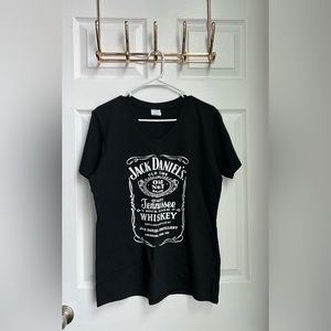 Jack Daniel’s Tennessee Whiskey V-Neck T-shirt
